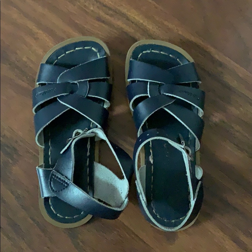 Saltwater sandals